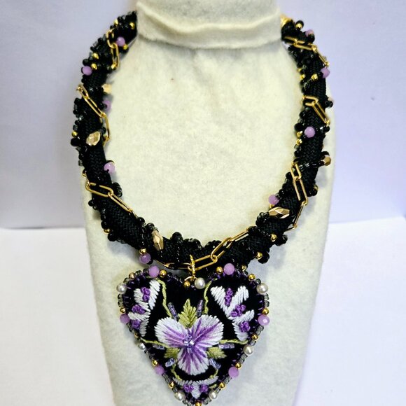 Hand Embroidered Mexican Necklace - Picture 5 of 5